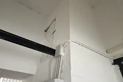 Negozio in affitto, Via Giosuè Carducci, Latina