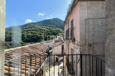 Casa Indipendente in vendita, Via Centrale, L'Aquila