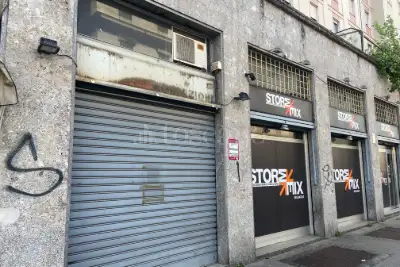 Negozio in affitto, Via Fiuggi, Milano