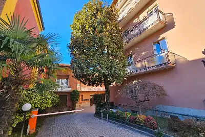 Palazzo in vendita, Via Vittorio Vergani, Cantù