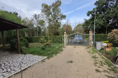 Casa Indipendente in vendita, Strada Gorgolicino, Latina