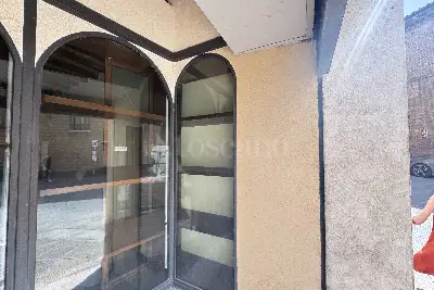 Negozio in affitto, Via Campansi, Siena