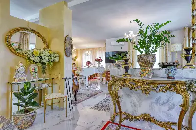 Villa in vendita, Via Luigi Pirandello, Camaiore