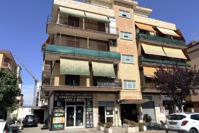 Casa in vendita, Via Virgilio, Pomezia