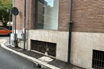 Negozio in affitto, Via Veneto, Avezzano