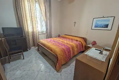 Casa in vendita, Via Enrico Arlotta, Napoli