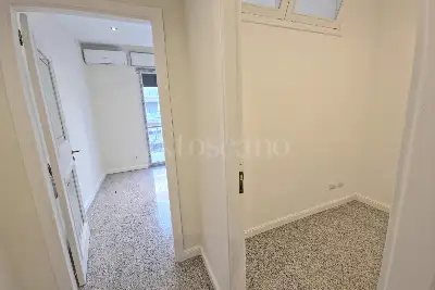 Casa in vendita, Via Francesco Morosini, Napoli