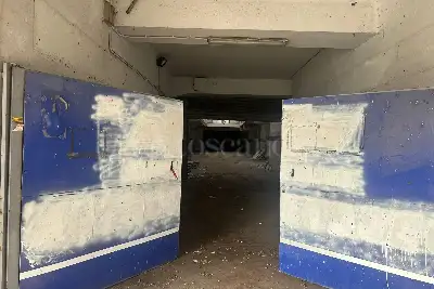 Magazzino in affitto, Viale Giuseppe Genoese Zerbi, Roma