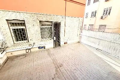 Casa in vendita, Via Graziano, Roma