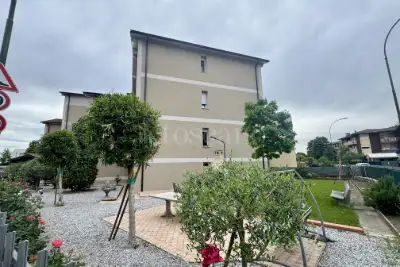 Casa in vendita, Via Giuseppe Mazzini, San Zeno Naviglio