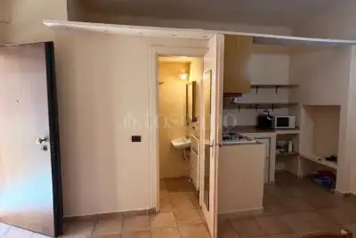 Casa in vendita, Via Correggio, Milano