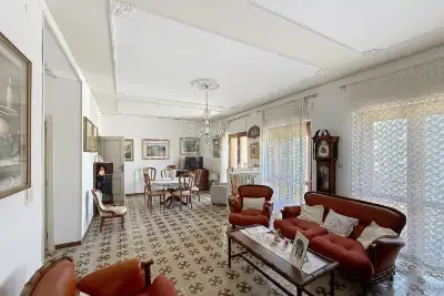 Casa in vendita, Via Madrid, Sassari