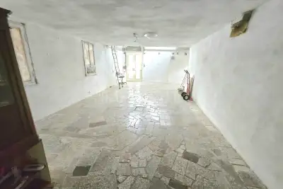 Casa Indipendente in vendita, Via Scuole, Nave