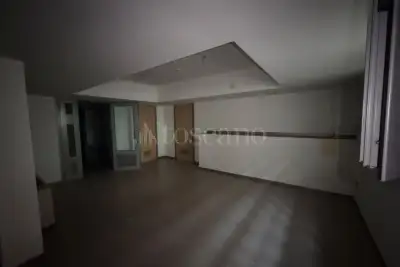 Negozio in vendita, Viale Luigi Einaudi, Bari