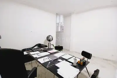 Negozio in vendita, Via Emanuele Filiberto, Roma