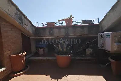 Casa in vendita, Via Bonaguida Lucari, Siena