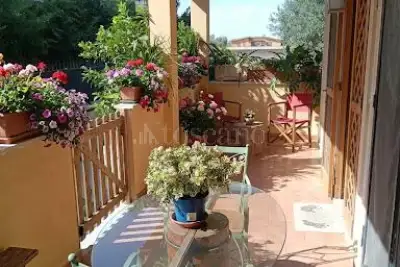 Villa Bifamiliare in vendita, Via Montaldeo, Roma