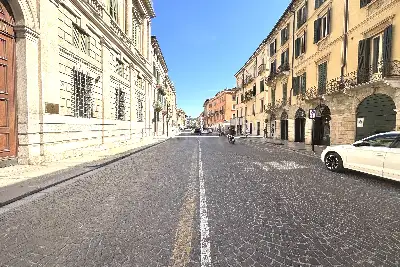 Casa in affitto, Corso Cavour, Verona