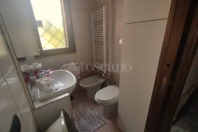 Villino a Schiera in vendita, Via Michele Nau, Roma