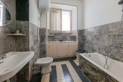 Casa in vendita, Via Cavour, Marchirolo