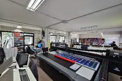 Negozio in vendita, Latina V.le Le Corbusier 175, Latina