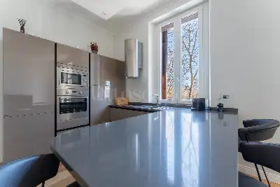 Casa in vendita, Via Cadore, Milano