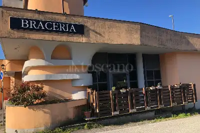 Attività Commerciale in affitto, Via Vecchia Bolognese, Pistoia