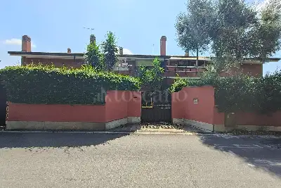 Casa in vendita, Via Lucrezia Romana, Ciampino, Ciampino