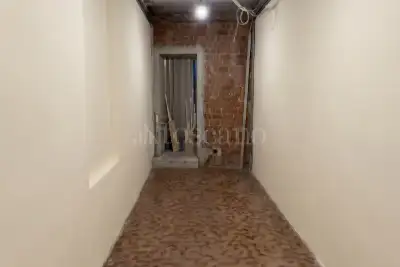 Negozio in vendita, Via Venti Settembre, Ghedi