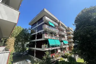 Casa in vendita, Via dei Ciclamini, Milano
