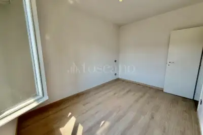 Villino a Schiera in vendita, Via Nona, Brescia