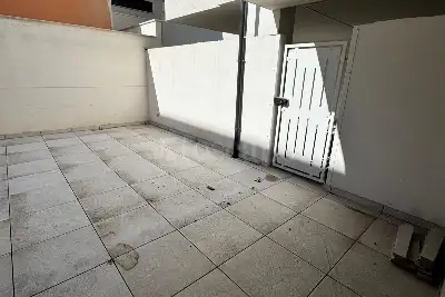 Negozio in vendita, Piazza Torlonia, Avezzano