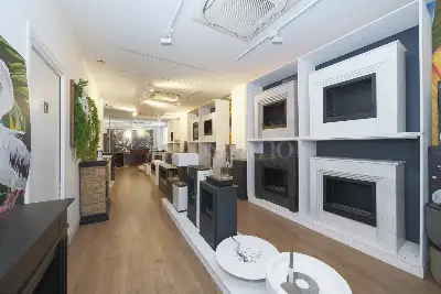 Attività Commerciale in vendita, Via Galla Placidia, Roma