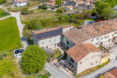 Villa in vendita, Strada Pille, Monzambano