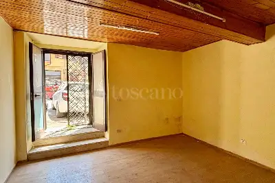 Negozio in vendita, Via III Novembre, Mentana