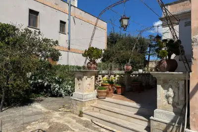 Villa in vendita, Via Carovigno, San Vito dei Normanni