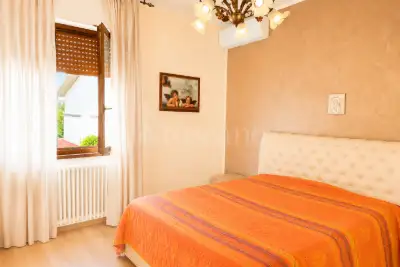 Casa in vendita, Via N. Tirale, Lonato del Garda