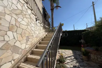 Villa Plurifamiliare in vendita, Via Aragona, Siracusa