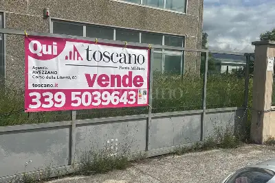 Capannone in vendita, Via Newton, Avezzano