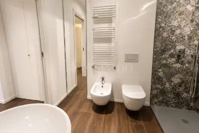 Casa in vendita, Via Giorgio Washington, Milano