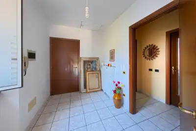 Villa Bifamiliare in vendita, Via della Repubblica, Bisuschio