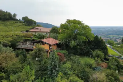 Casa Indipendente in vendita, Via Campiani, Cellatica