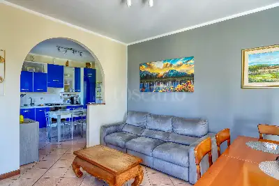 Casa in vendita, Via Taverna, Cugliate-Fabiasco