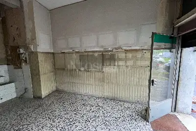 Negozio in affitto, Via California, Milano