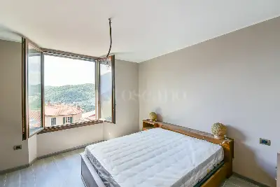 Casa Indipendente in vendita, Via Cesare Battisti, Cernobbio