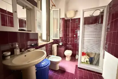 Casa in vendita, Via Edoardo Jenner, Roma