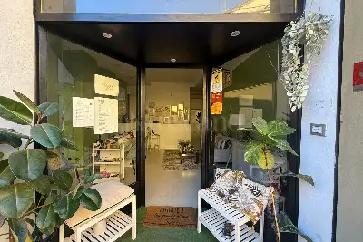 Attività Commerciale in vendita, Via San Simone, Bologna