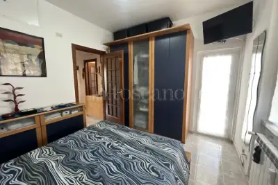 Casa in vendita, Via Lorenteggio, Milano