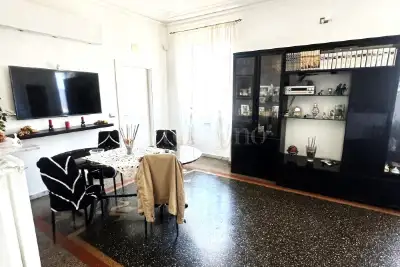 Casa in vendita, Via Mattia Montecchi, Genova
