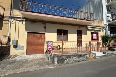Casa Indipendente in vendita, Via Tarderia, Pedara
